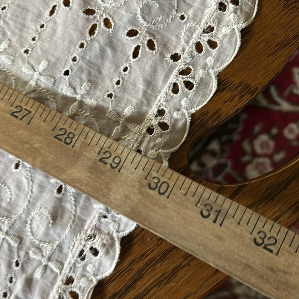 Vintage Pink Eyelet Side Table and Bureau Protector Doilies